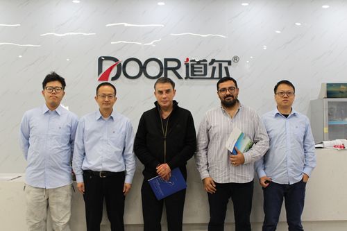 Derniers blogs de l'entreprise sur Des clients mexicains visitent l'usine DOOR Energy à Dongguan