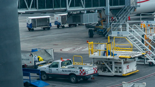 Derniers blogs de l'entreprise sur Door Energy Mobile EV Charger Drives Airport Electrification from Tugs to Carts